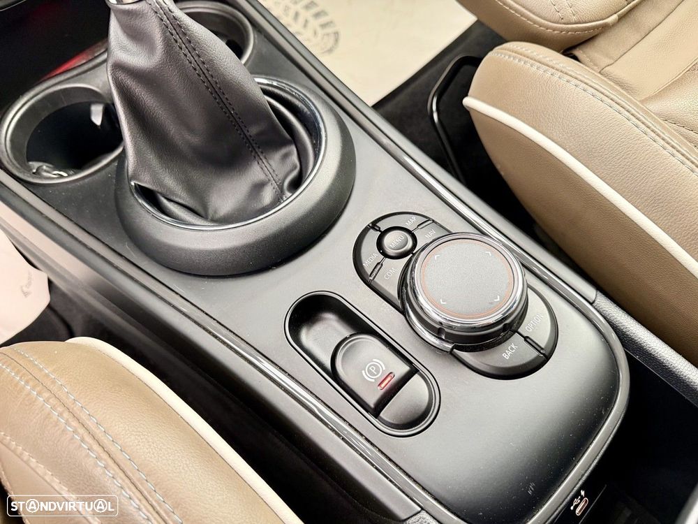 MINI Countryman Cooper SE ALL4 Auto - 18