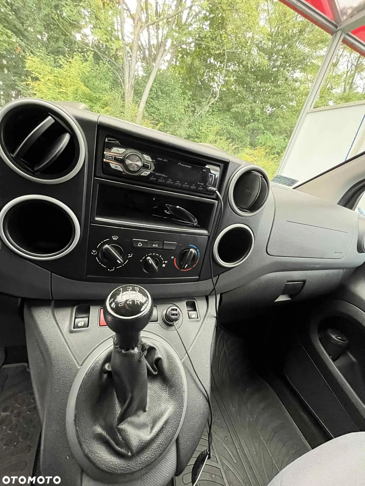Peugeot Partner - 6