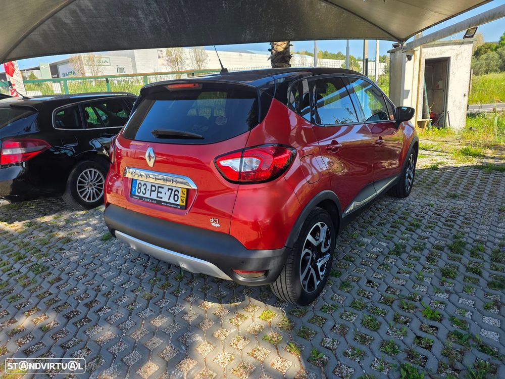Renault Captur 1.5 dCi Helly Hansen - 5