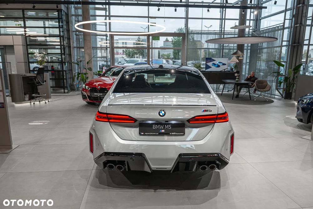 BMW M5 - 12