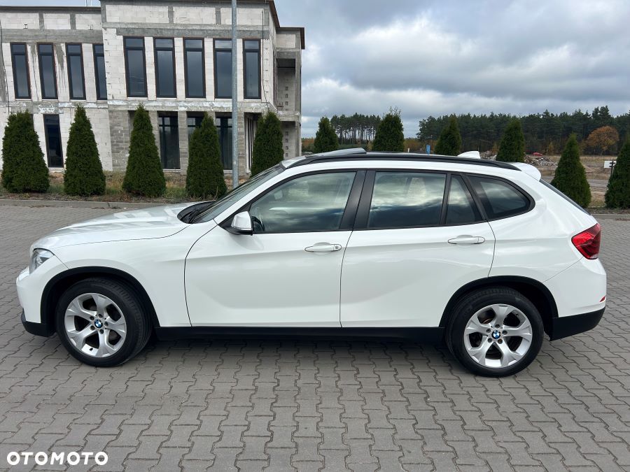 BMW X1 xDrive20d Sport Line - 3