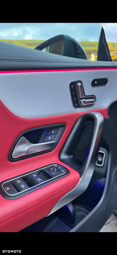 Mercedes-Benz CLA - 18
