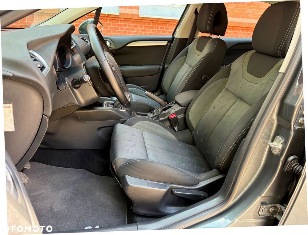 Citroën C4 VTi 95 Selection - 3