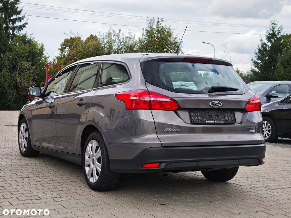 Ford Focus 1.0 EcoBoost Start-Stopp-System Business Edition - 6