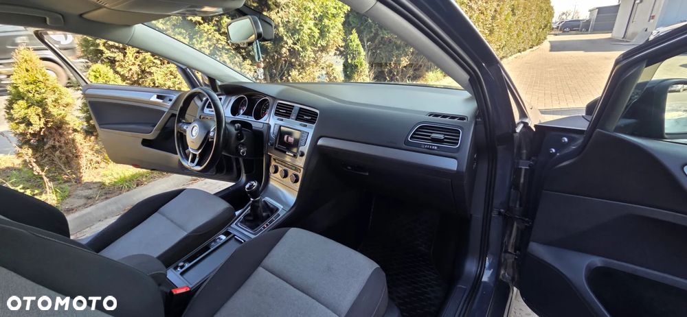 Volkswagen Golf 1.6 TDI BMT Highline - 31