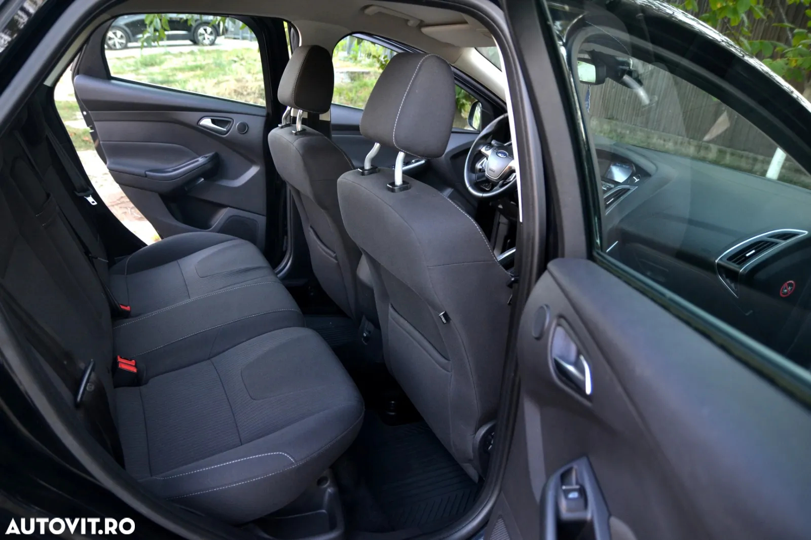 Ford Focus 1.6 TDCi DPF Titanium - 19