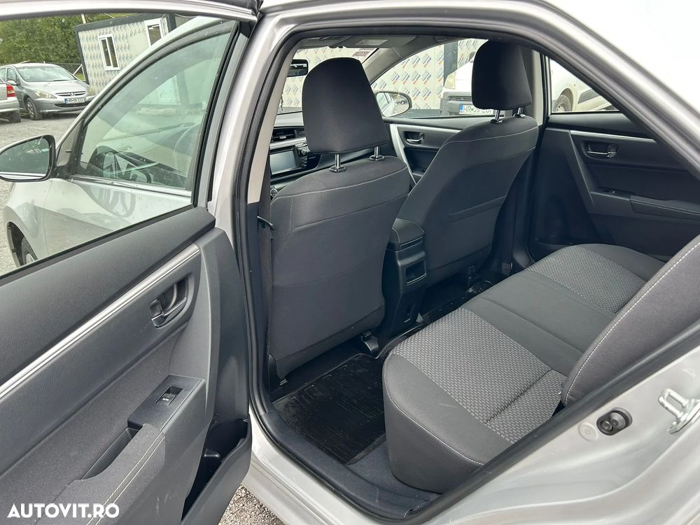 Toyota Corolla 1.6 Valvematic Terra - 12