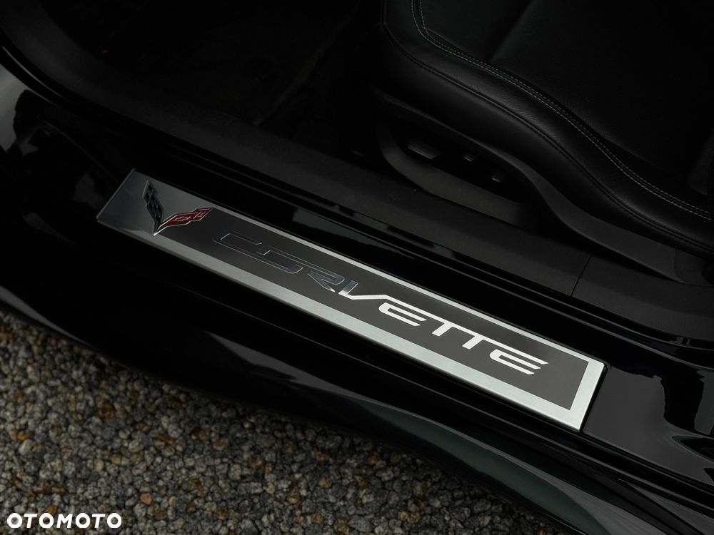 Chevrolet Corvette - 15