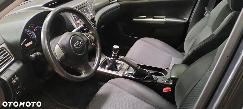 Subaru Impreza 2.0D Active - 34
