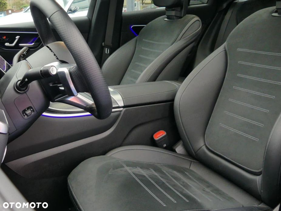 Mercedes-Benz GLC - 7