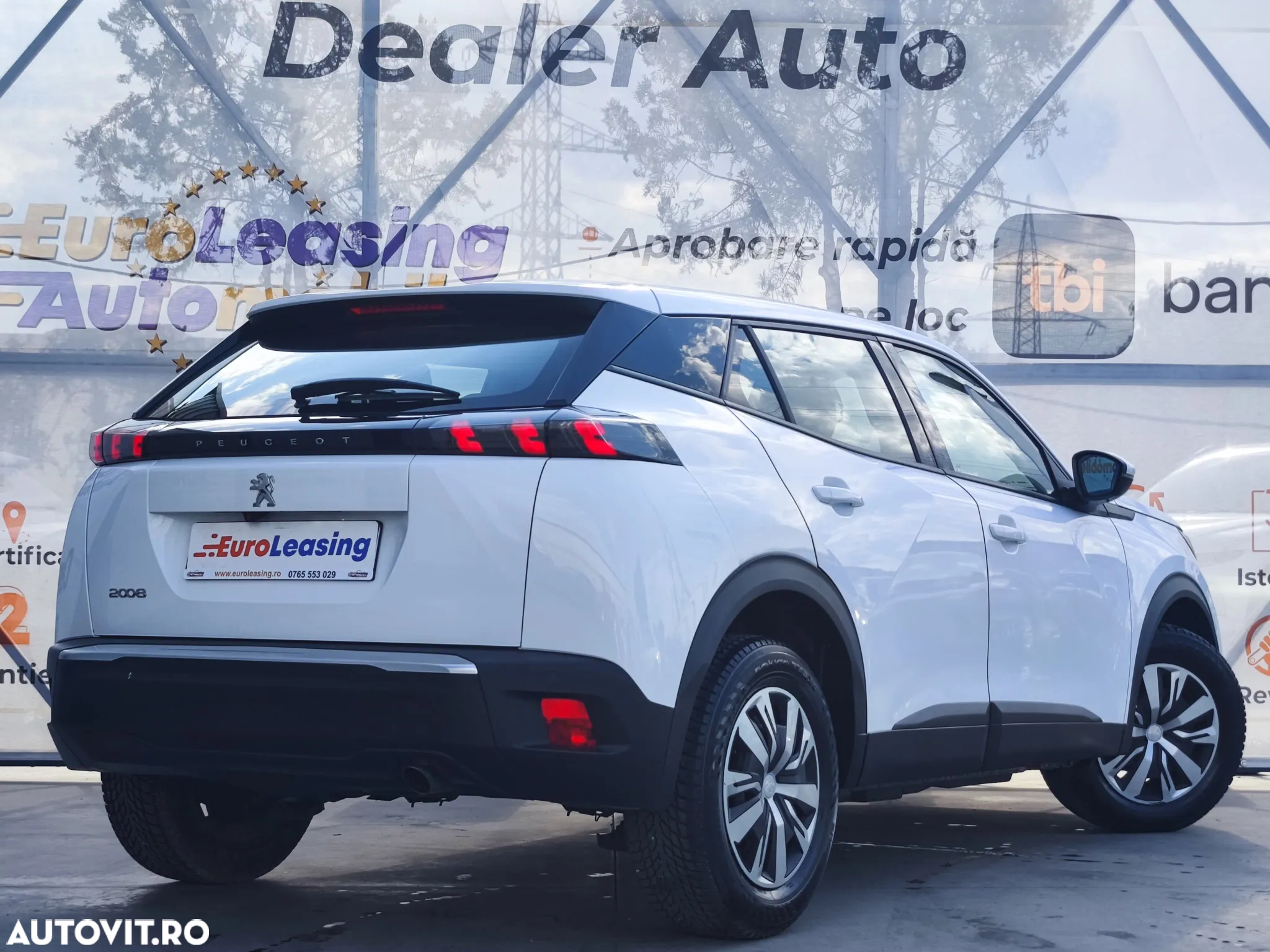 Peugeot 2008 - 6
