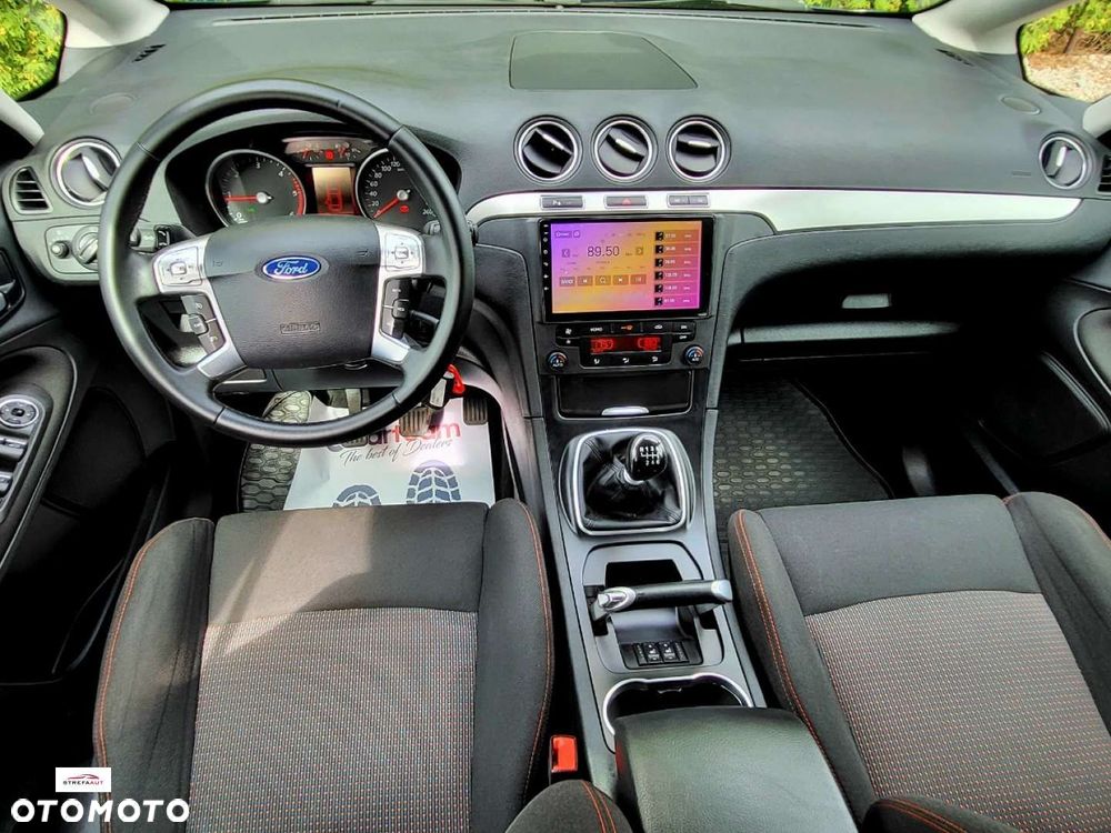 Ford S-Max - 9