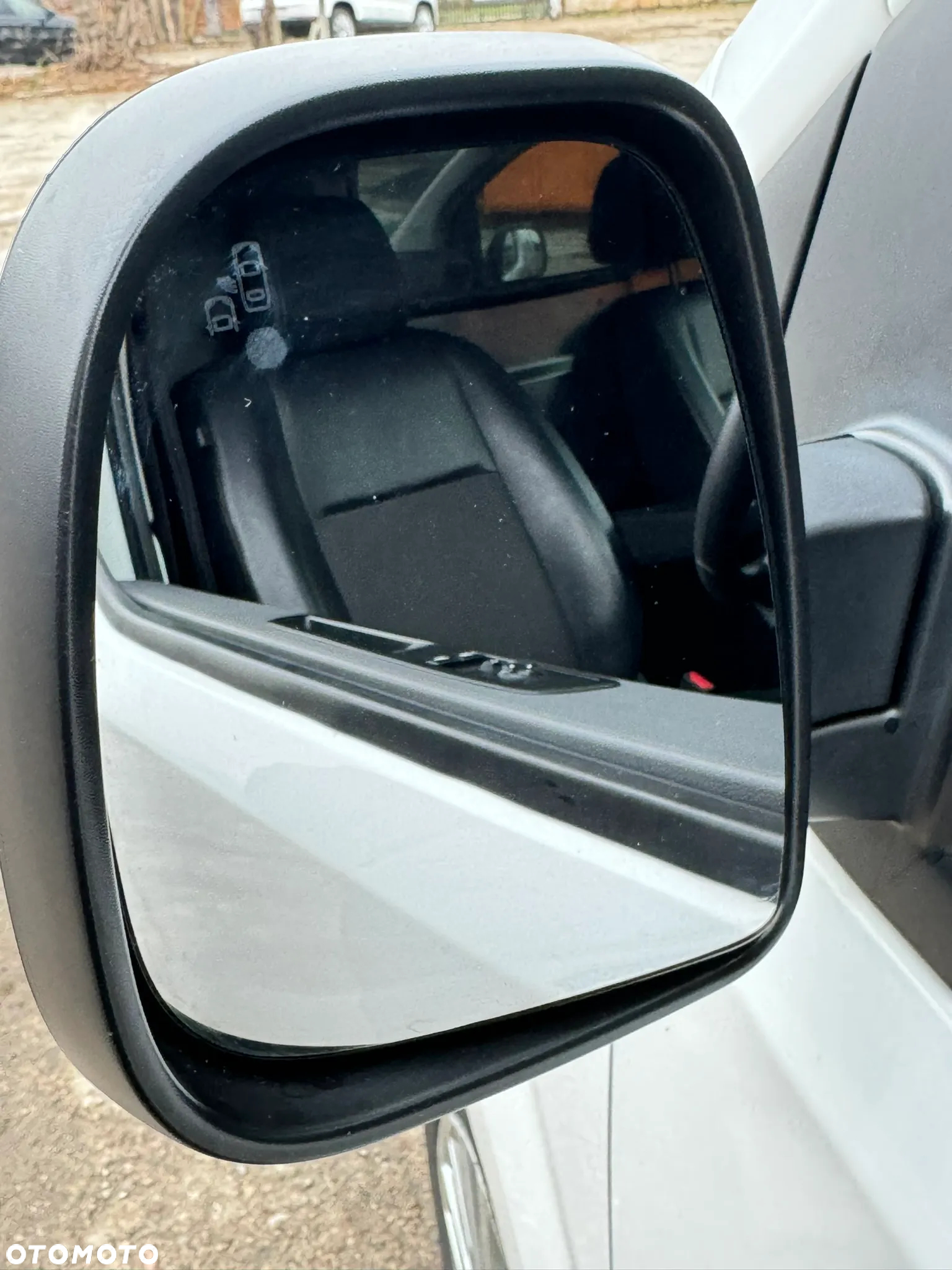 Opel Vivaro - 14