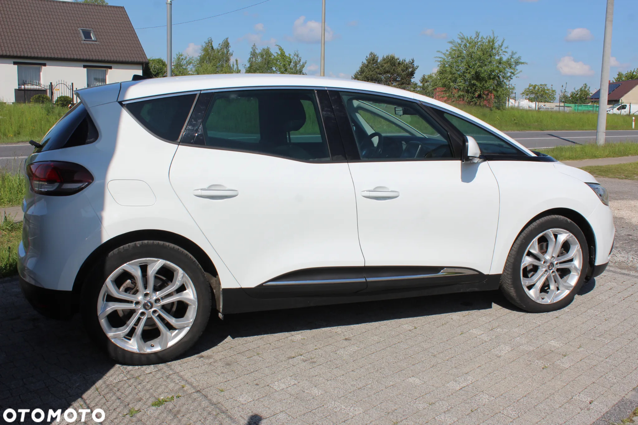 Renault Scenic BLUE dCi 120 LIMITED - 5