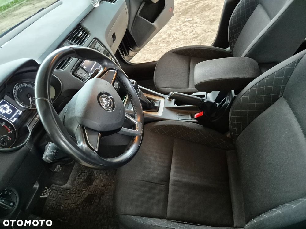 Skoda Octavia 1.6 TDI SCR Ambition - 14