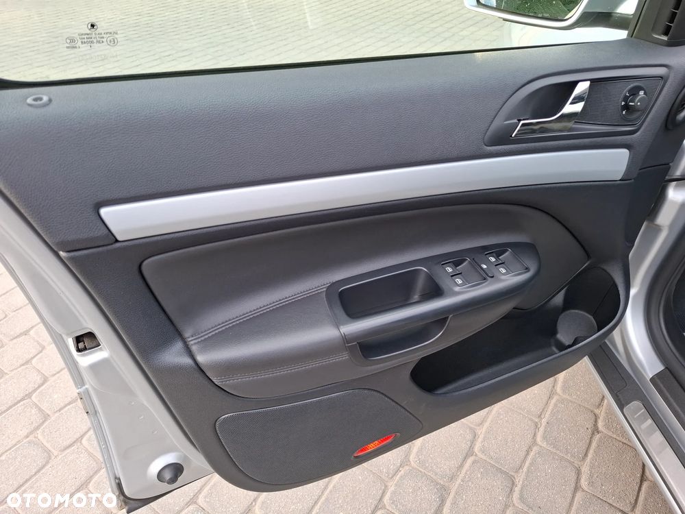 Skoda Octavia 2.0 TDI CR DPF RS - 35