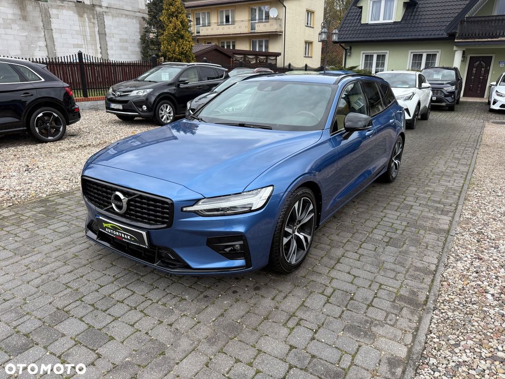 Volvo V60 B4 B R-Design - 22