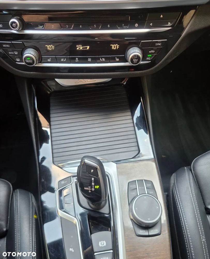 BMW X3 xDrive30i Luxury Line - 13