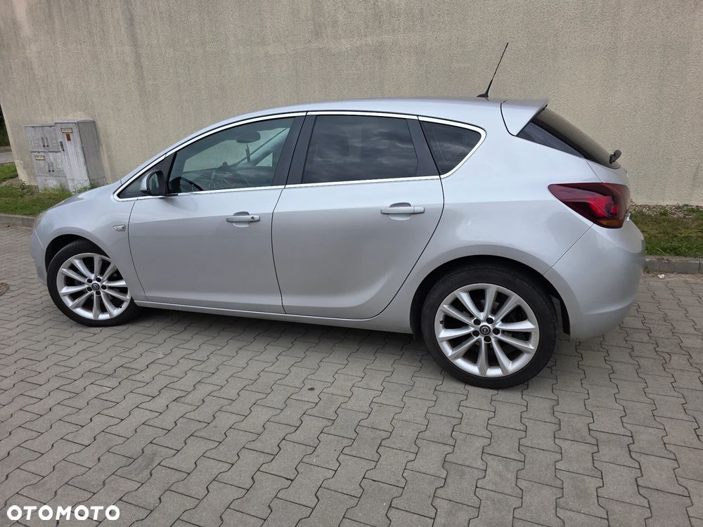 Opel Astra 1.6 Cosmo - 3
