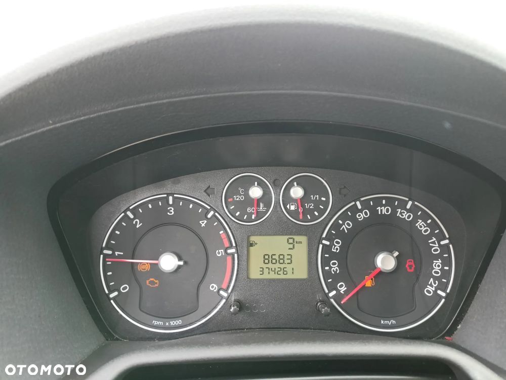 Ford Fusion - 14