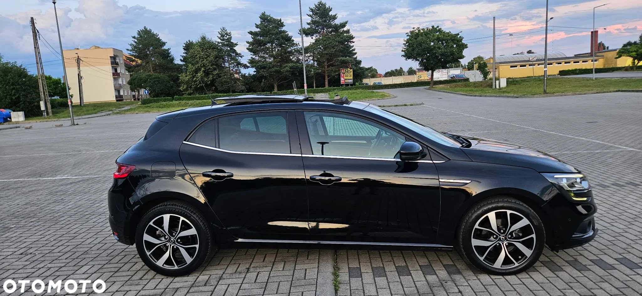 Renault Megane 1.2 Energy TCe Bose EDC - 26