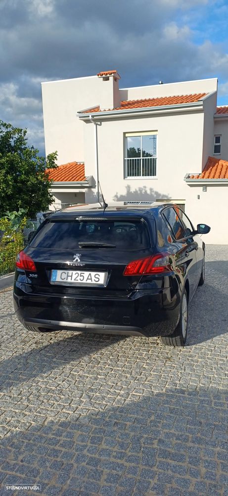 Peugeot 308 1.2 PureTech Style - 9