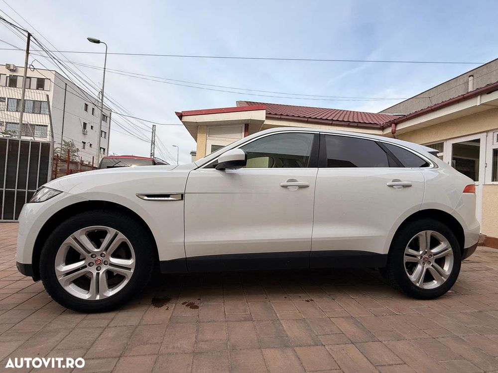 Jaguar F-Pace - 3