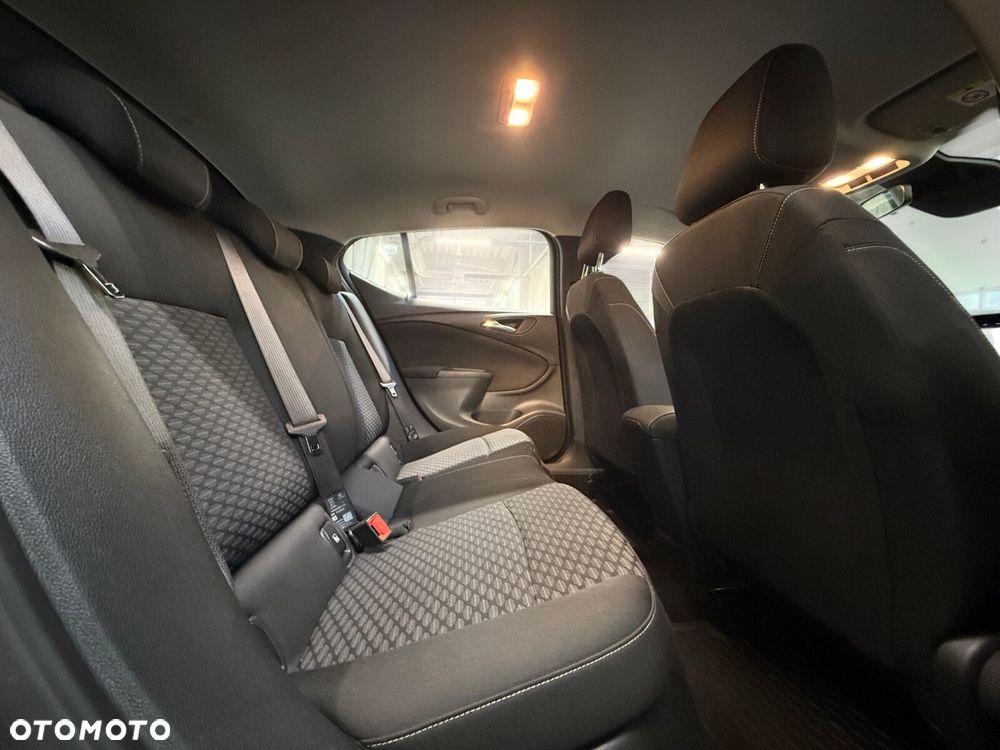 Opel Astra 1.2 T Edition S&S - 23