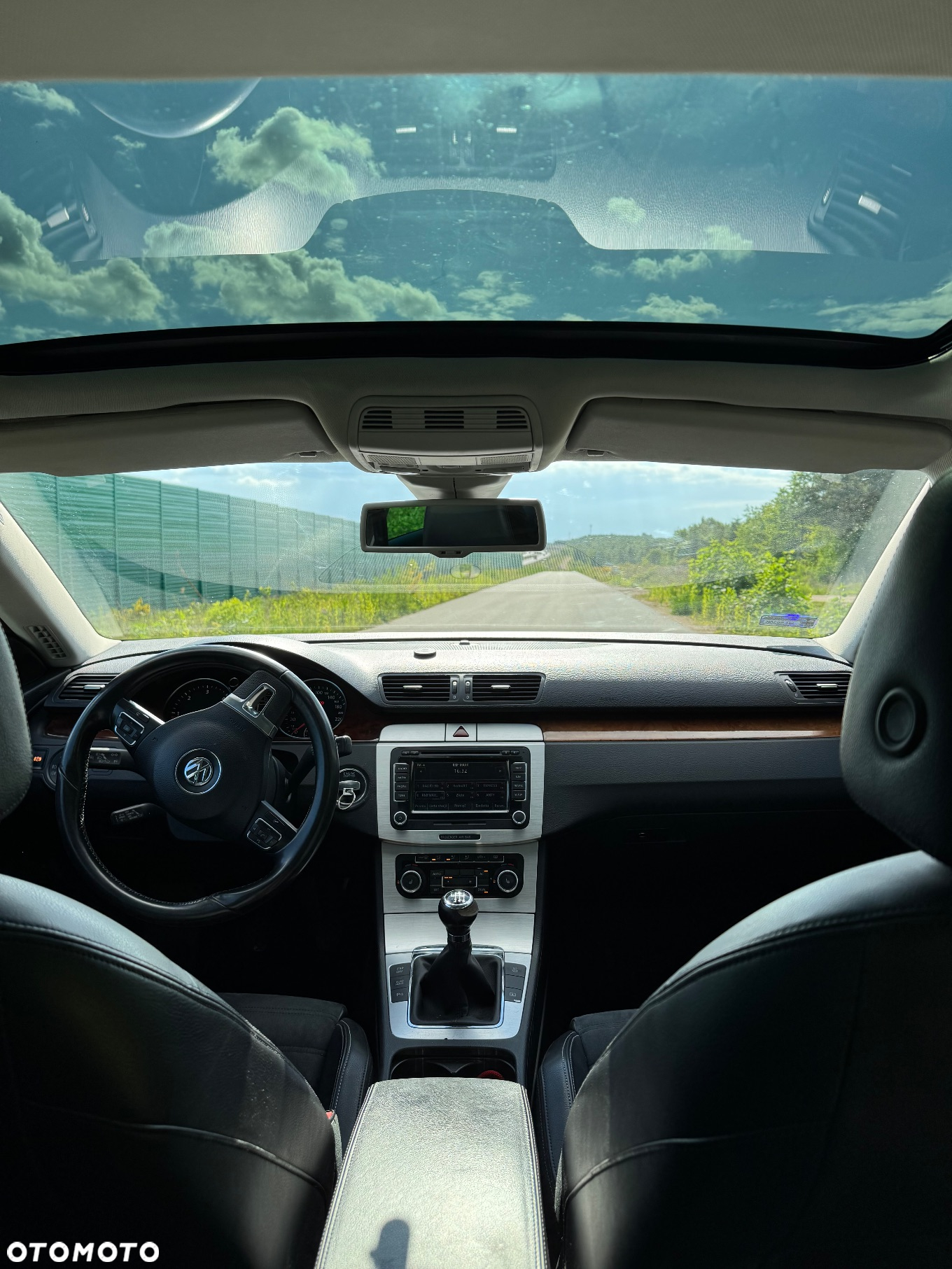 Volkswagen Passat 2.0 TDI Comfortline - 10