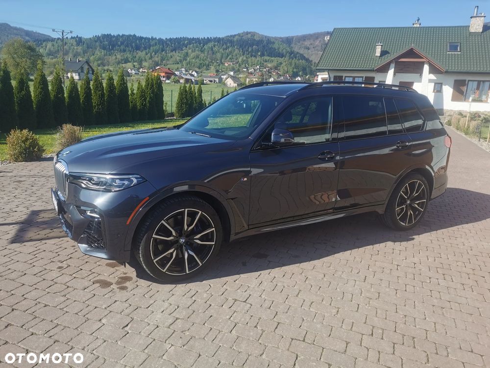 BMW X7 M50i sport - 25