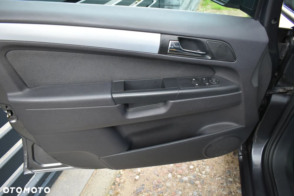 Opel Zafira 1.6 Enjoy - 4