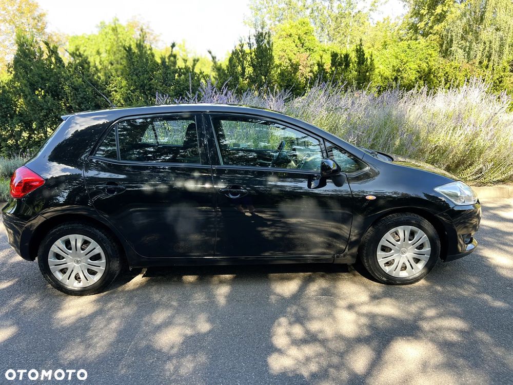 Toyota Auris - 30