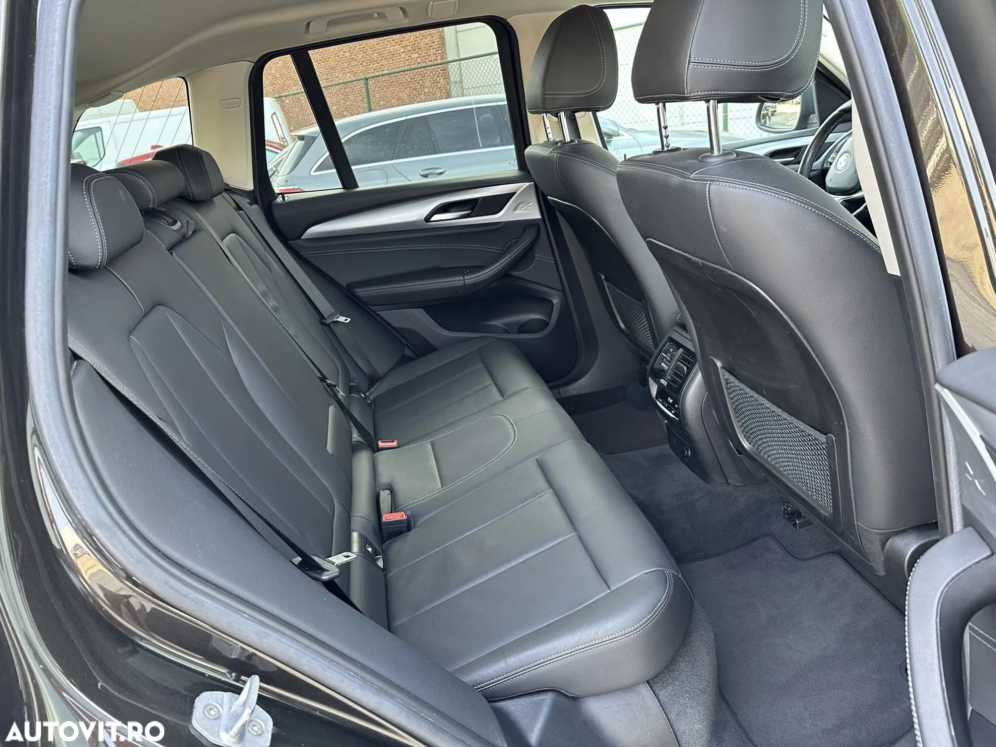 BMW X3 xDrive20d AT Advantage - 16