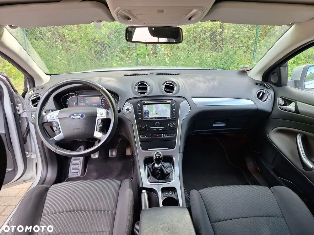Ford Mondeo 2.0 TDCi Business Edition - 21