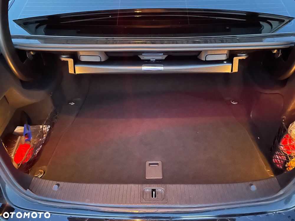 Mercedes-Benz Klasa E 220 CDI DPF BlueEFFICIENCY Automatik Elegance - 8