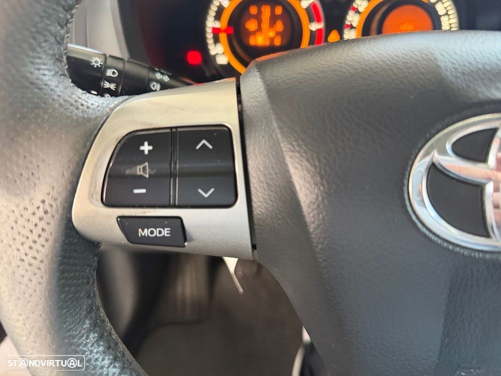 Toyota Auris 1.33 VVT-i Comfort+J16 - 13