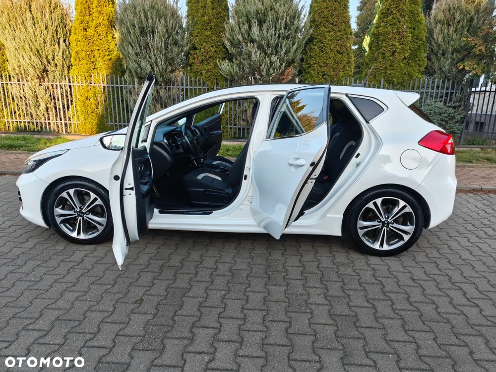 Kia Ceed 1.6 CRDi 136 DCT ISG GT Line - 19