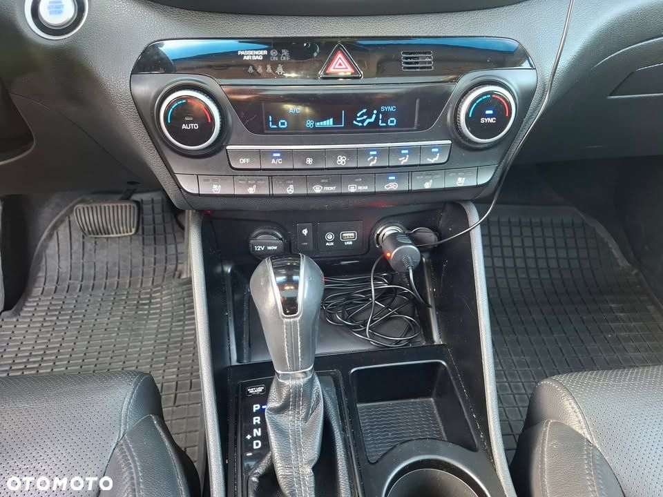 Hyundai Tucson 2.0 CRDI Premium 4WD - 14