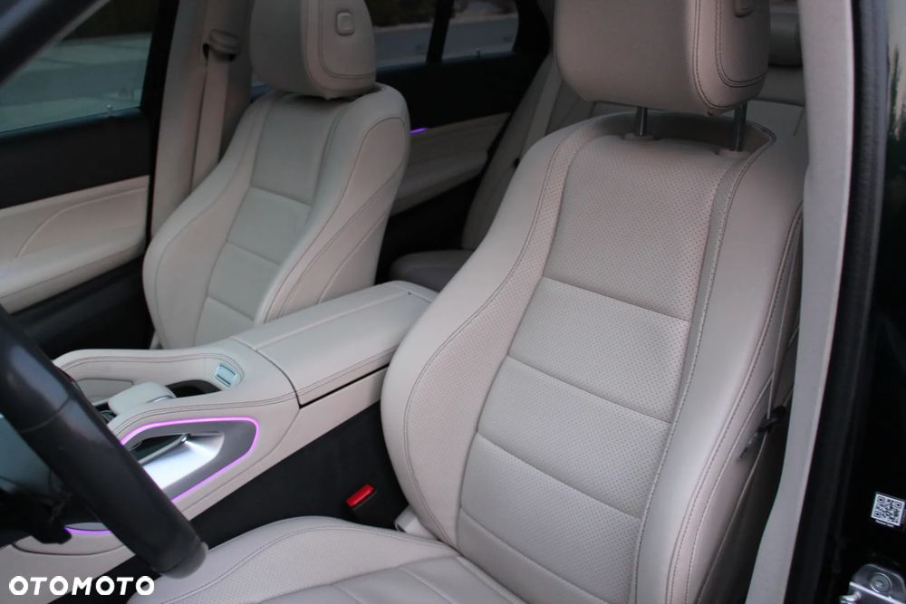 Mercedes-Benz GLE - 23
