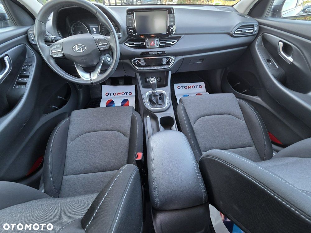 Hyundai i30 1.5 DPI Smart - 8