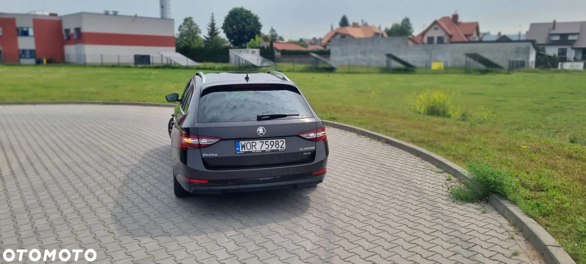 Skoda Superb 2.0 TDI 4x4 L&K DSG - 6