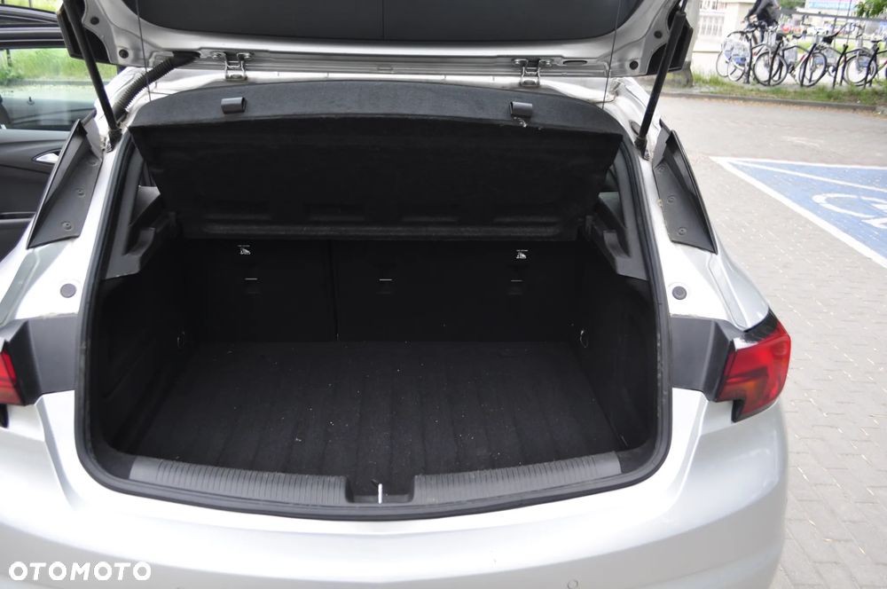 Opel Astra 1.5 CDTI S&S - 11
