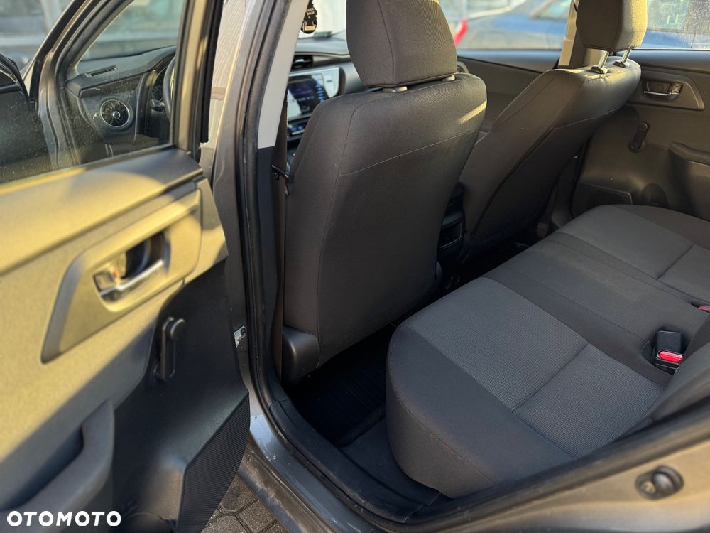 Toyota Auris 1.33 VVT-i Comfort - 14