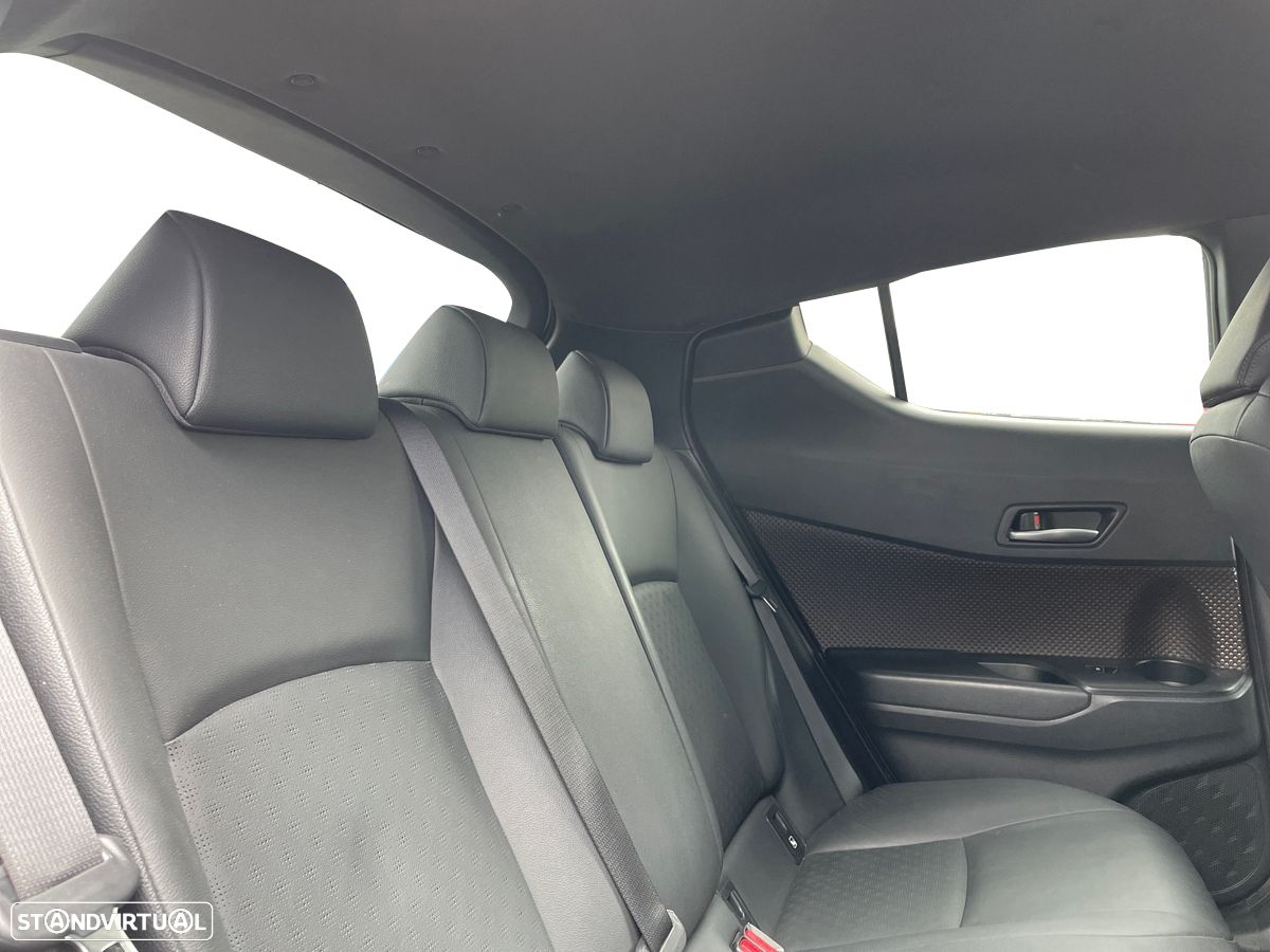 Toyota C-HR 1.8 HSD Exclusive+P.Luxury - 19