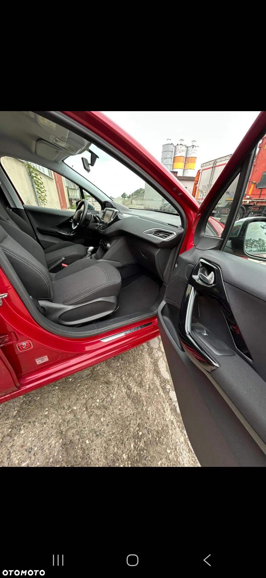 Peugeot 208 1.2 PureTech Style - 26