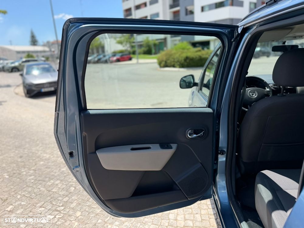 Dacia Lodgy ver-1-5-dci-prestige-7l - 17