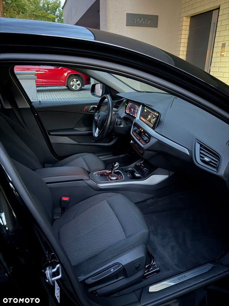 BMW Seria 1 118i Advantage - 19