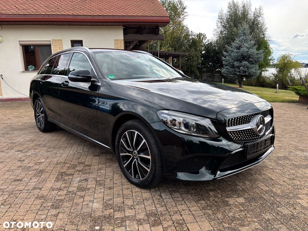 Mercedes-Benz Klasa C 220 d 4Matic T 9G-TRONIC Avantgarde - 7