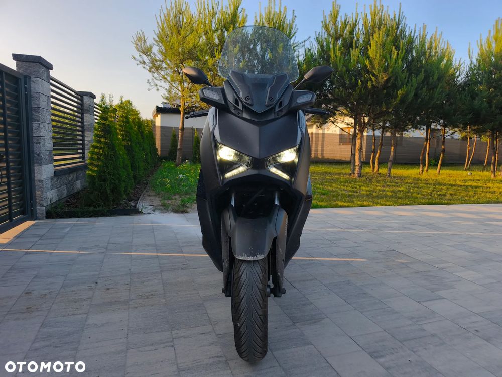 Yamaha X-max - 6