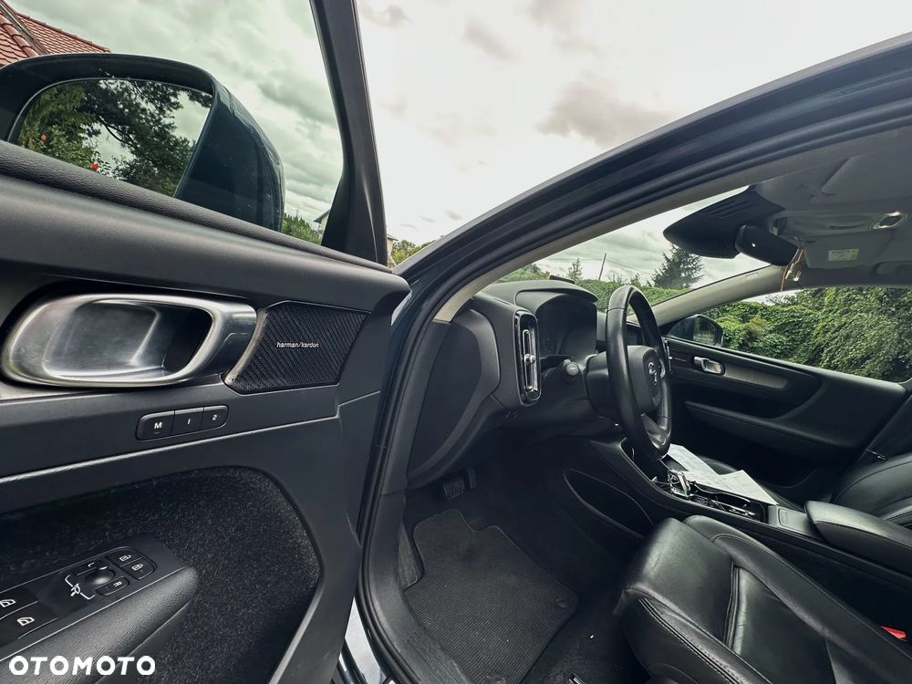 Volvo XC 40 D3 SCR Inscription - 29